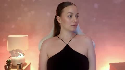 Mila Fleur online show from July 15, 4:55 pm