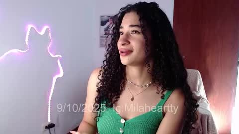 Snapshot of milah_hearrty chatting on October 9, 9:20 pm Milah online show from October 9, 9:20 pm