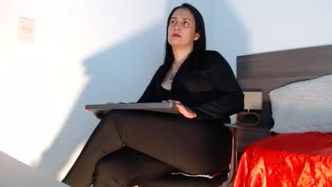 mila online show from February 20, 7:05 pm