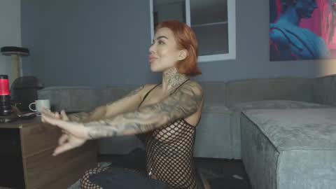 milaivanovaofficial online show from February 12, 12:33 pm