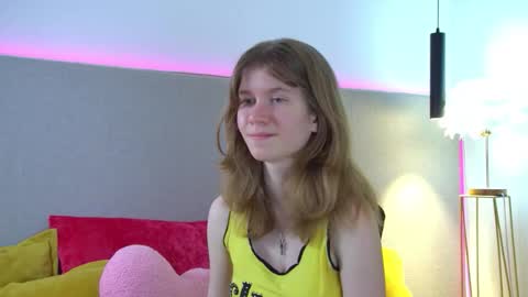 Mila online show from March 12, 6:33 pm