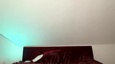 milan_22_ online show from February 15, 6:50 pm