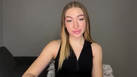 Milana online show from February 14, 5:36 pm