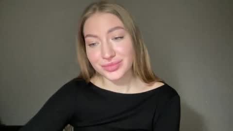 Milana online show from January 15, 6:29 pm