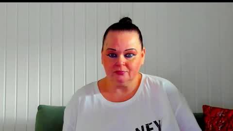 Lana online show from January 19, 3:00 pm