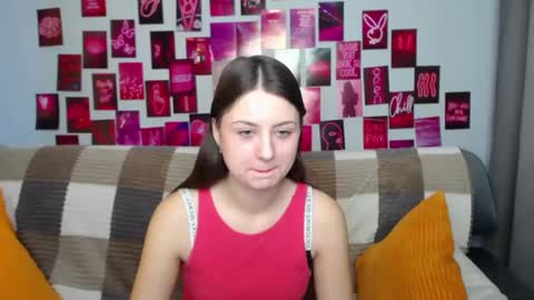 milanaroz online show from February 21, 5:46 am