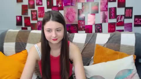 milanaroz online show from March 8, 9:28 am