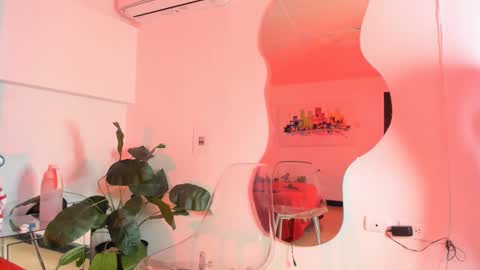 milanx2 online show from September 25, 9:44 pm