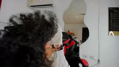 milanx2 online show from March 12, 9:13 pm