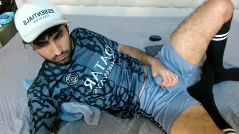 milanzaire online show from December 15, 11:34 pm