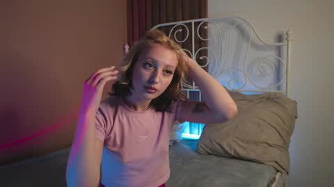 Mila online show from January 10, 6:38 pm