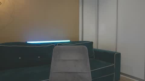 Mila online show from January 19, 4:14 pm