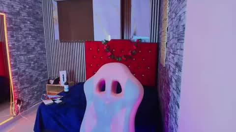 Ana online show from October 21, 10:24 pm