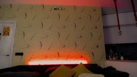 Milena Hardy online show from January 21, 5:05 am