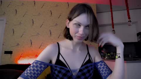 Milena Hardy online show from February 7, 5:31 am