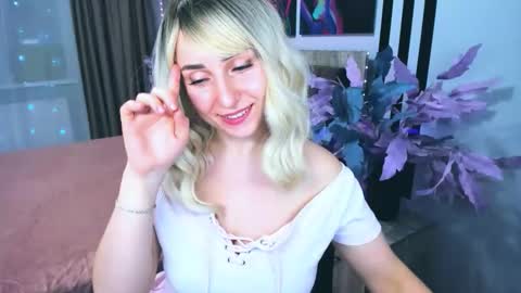 MilenaDaisy online show from February 22, 4:31 pm