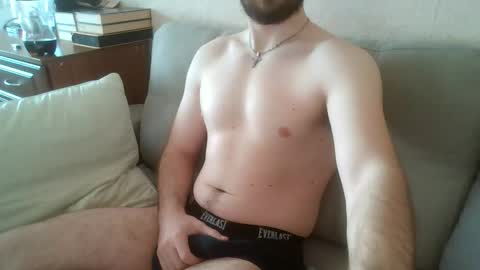 milfhunter20008 online show from February 22, 6:39 am