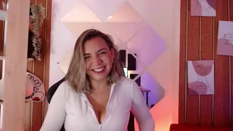 Sara  online show from July 17, 10:39 am