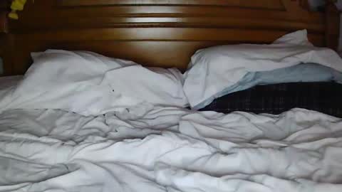 Snapshot of milfytitts chatting on October 26, 8:30 pm MilfyTitts online show from October 26, 8:30 pm