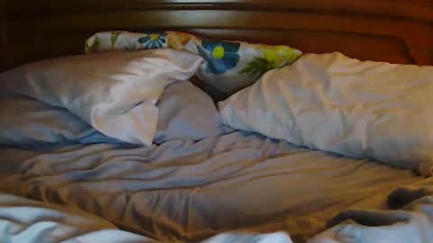 Snapshot of milfytitts chatting on October 22, 1:46 pm MilfyTitts online show from October 22, 1:46 pm