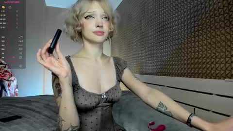 Mila 3 aka Deepthroat World Champion online show from March 6, 4:22 am