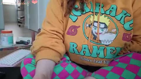 milkedmilf online show from January 13, 5:10 pm