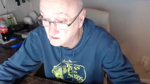 millenium0129 online show from February 18, 1:10 am