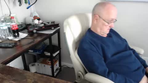 millenium0129 online show from January 27, 4:33 pm