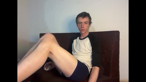 Snapshot of millerjdm chatting on September 19, 6:11 pm SlimnHungOH online show from September 19, 6:11 pm