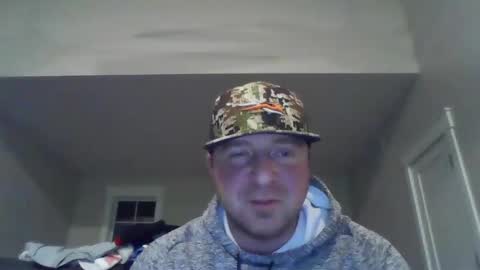 Snapshot of millertimenow34 chatting on December 3, 2:20 am millertime feet bigcock hairy straight muscles online show from December 3, 2:20 am