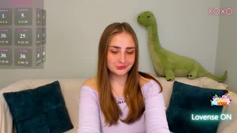 millibrooksss online show from May 5, 1:56 am