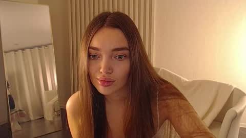 Milana online show from November 17, 3:09 am