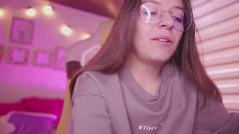 MILLY online show from March 16, 7:18 pm