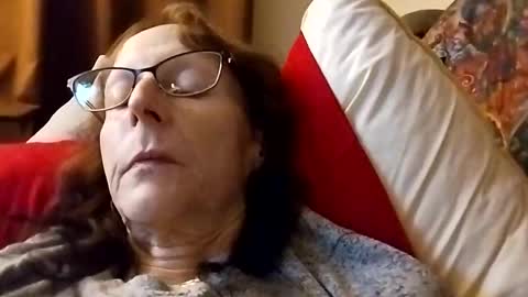 miloanj online show from November 14, 2:25 am