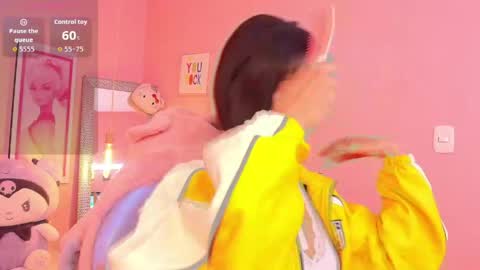 milu_carbajal_x online show from April 30, 4:06 am