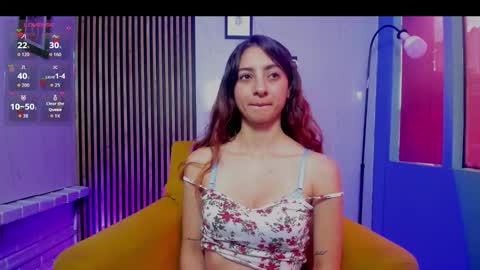 Snapshot of milu_collins chatting on October 30, 1:44 pm Milu  online show from October 30, 1:44 pm