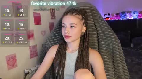 Emily online show from August 5, 5:21 pm
