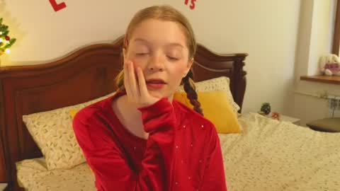 mimichelle online show from December 31, 9:21 am