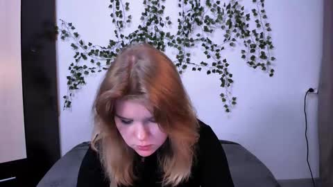 hi Im Mina  online show from February 21, 12:28 pm