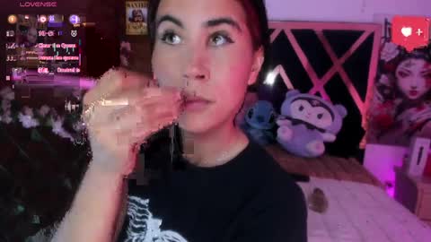 minami_nakamura online show from April 2, 9:55 pm