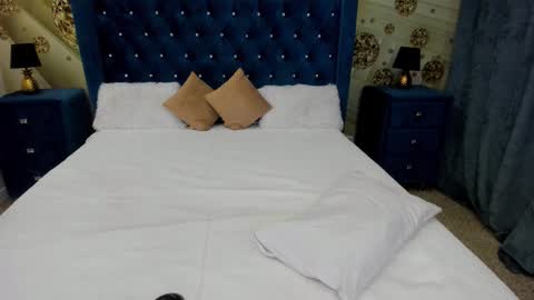 minchelskatrina online show from February 14, 9:23 am