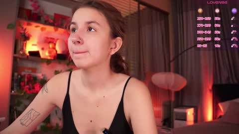 Snapshot of mind__game chatting on September 24, 6:09 am Frances  Next streams Thu Fri Sat 8am -  4pm GMT3 online show from September 24, 6:09 am