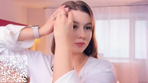 Mindi online show from October 29, 7:21 am