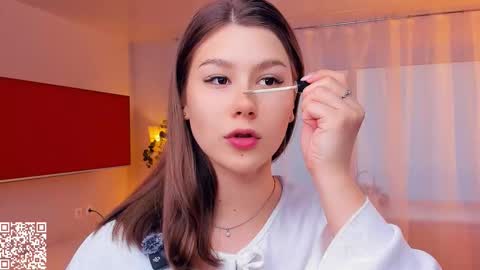 Mindi online show from October 17, 7:34 am