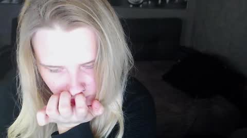 Mindiys online show from December 18, 11:19 pm