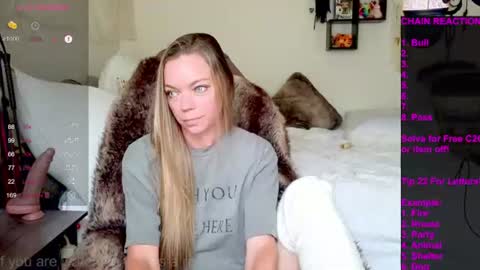 Mindy Mars online show from August 2, 2:19 pm