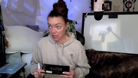 Mindy Mars online show from March 4, 1:52 pm