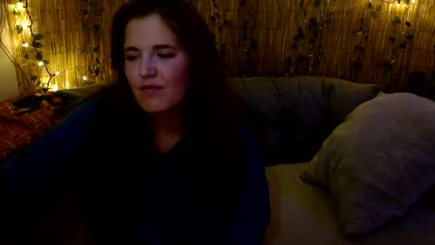 Mindy online show from November 19, 9:41 am