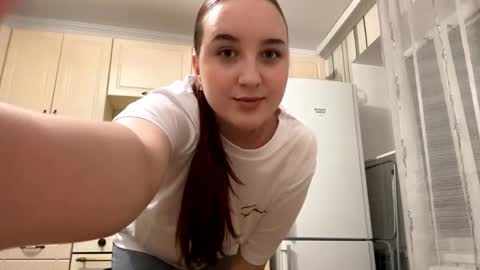 Snapshot of minervareddoch chatting on October 12, 9:27 pm Daisy online show from October 12, 9:27 pm