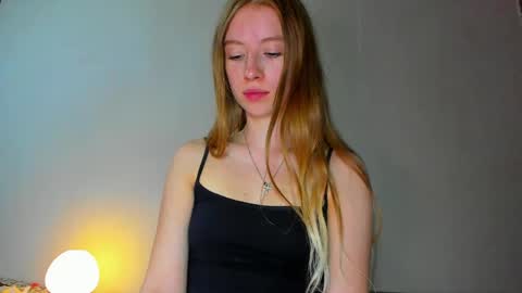 Amelia online show from May 25, 8:15 pm